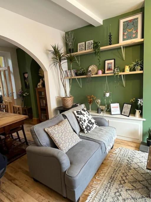 Just The Splott! Sleeps 6, 8 Mins To Stadium. Cardiff Exterior photo