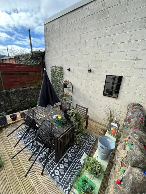 Just The Splott! Sleeps 6, 8 Mins To Stadium. Cardiff Exterior photo