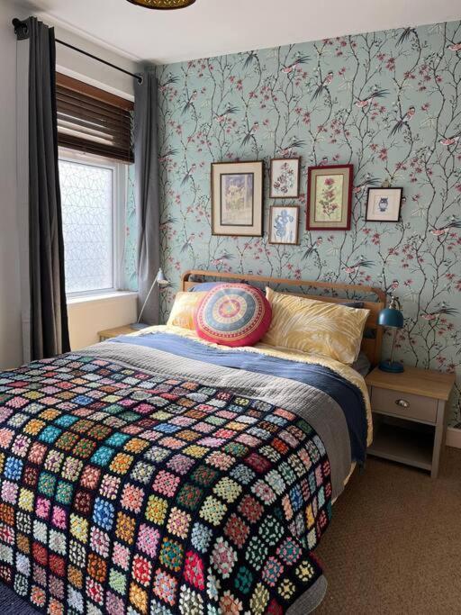 Just The Splott! Sleeps 6, 8 Mins To Stadium. Cardiff Exterior photo